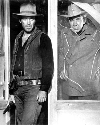Christopher George as Dan Nodeen and Forrest Tucker as Lawrence Murphy in Chisum (1970)