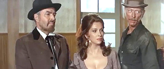 James Mason as Francisco Montero, Gina Lollobrigida as Alicia and Lee Van Cleef as King, anticipating a $1 million payoff in Bad Man's River (1971)