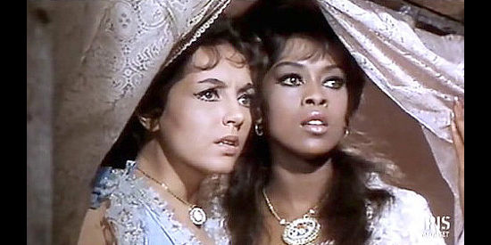 Marilena Possenti as Helen and Lola Falana as Lola Gate wait El Diablo's band spread terror in Lola Colt (1967)