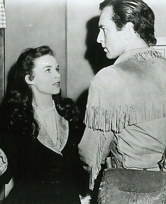 Helena Carter as Welcome Alison and George Montgomery as Pathfinder in The Pathfinder (1952)