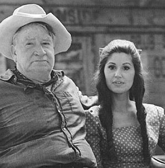 Chill Wills as Tom Duncan and Dovie Beams as Virginia Duncan in Guns of a Stranger (1973) 