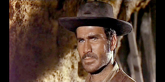 Giovanni Cianfriglia (Ken Wood) as Billy Gunn, the outlaw with the gold everyone wants in Bury Them Deep (1968)