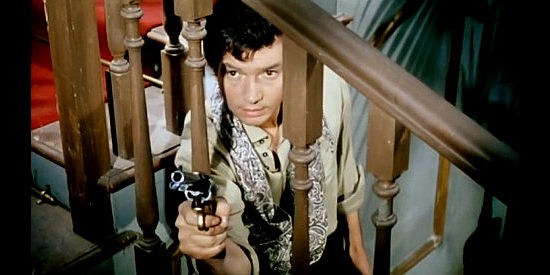 Nazzareno Zamperla as Tom, Peggy's sister, lending a helping gun in Adios Hombre (1967)