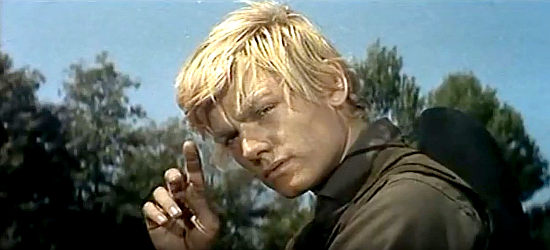 Peter Lee Lawrence as Billy the Kid turns into a dangerous young man in A Few Bullets More (1967)