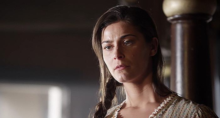 Elysia Rotaru as Alicia in Dead Again in Tombstone (2017) 