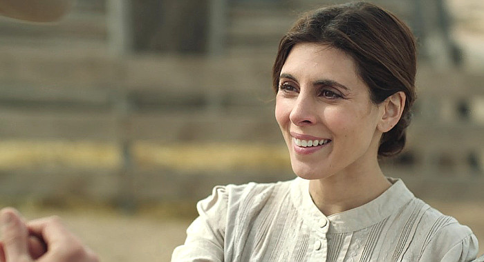 Jamie-Lynn Sigler as Melissa Collins in Justice (2017)