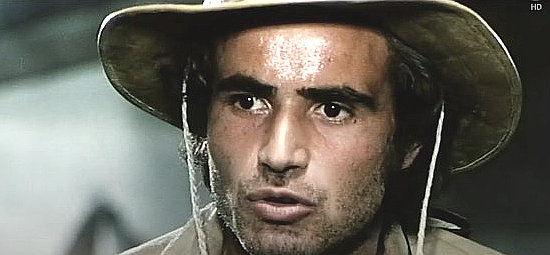 Antonio Sabato as Jackpot in Where the Bullets Fly (1972)