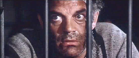 Eduardo Fajardo as Chavel, a madman in Pistol for a Hundred Coffins (1968)