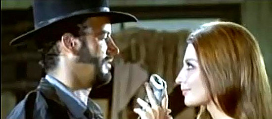 George Martin as Rayo and Rosalba Neri as the stage passenger in Watch Out, Gringo, Sabata Will Return (1972)