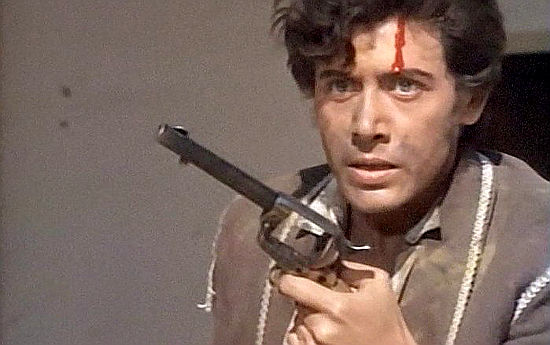 Carlo Simoni as Dan Logan in Requiem for a Gringo (1968)