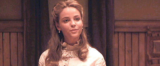 Alison Elliott as Lou Earp, Morgan's wife, in Wyatt Earp (1994)