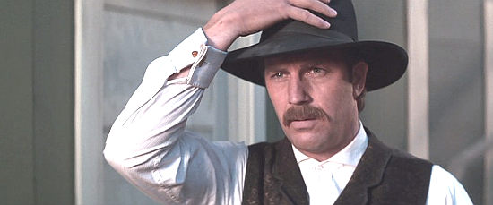 Kevin Costner as Wyatt Earp in Wyatt Earp (1994)