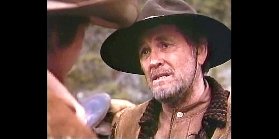 Earl Holliman as Jake Flagg issuing a warning to Matt Dillon in Gunsmoke, Return to Dodge (1987)