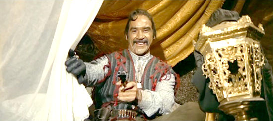 Manuel Serrano as Santanna in Johnny Hamlet (1968) 02