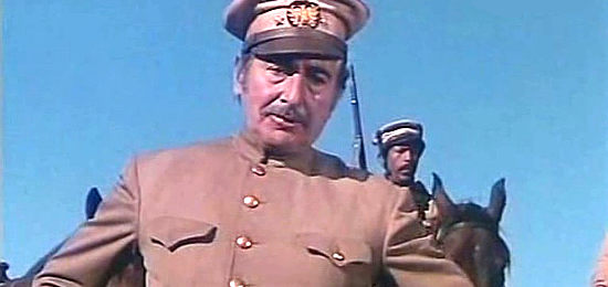 Jose Nieto as Capt. Orozco, leading the federal army's efforts to local Diego Medina in El Bandido Malpelo (1971)