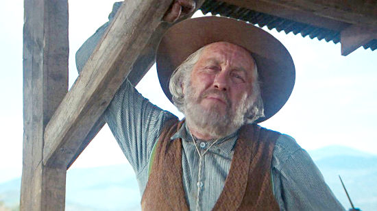 Strother Martin as Percy Garris, the man who gives Butch and Sundance jobs in Bolivia in Butch Cassidy and the Sundance Kid (1969)
