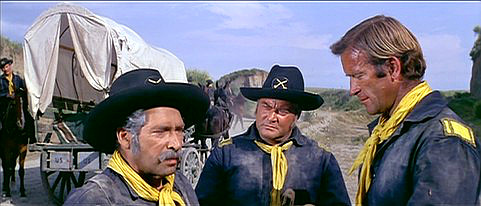 Gustavo De Nardo as Sgt. Warwick, Antonio Gradoli as Capt. Hull and Ken Clark as Bud Massedy in "Road to Fort Alamo" (1964)