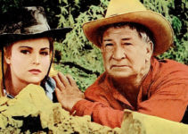 Alanna Ladd as Lily Glendenning and Chill Wills as Preacher Shelby in Young Guns of Texas (1962)