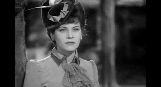 Anne Ayars as Constance Selden, heading West for a fresh start when Tom Folliard catches her eye in Apache Trail (1942)