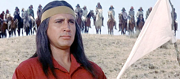 Armando Silvestre as Natchez, one of the Apache leaders under Geronimo n Geronimo (1962)