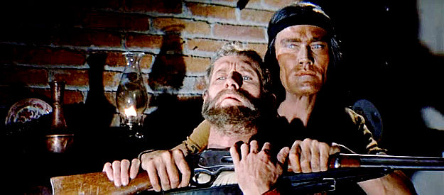 Chuck Connors as Geronimo with John Anderson as Jeremiah Burns, the Indian agent trying to cheat the Apache in Geronimo (1962)