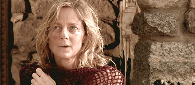 Janet Barr as Mary Black, trying to find an escape route out of Amnesty in Left for Dead (2007)