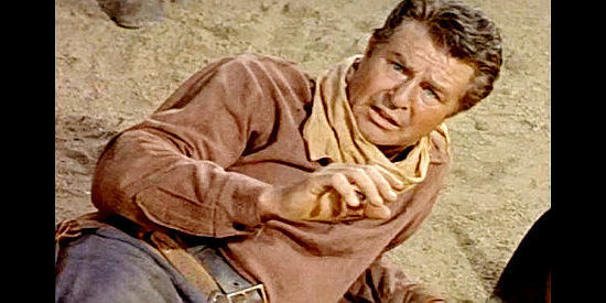 Jim Davis as Scarecrow, raising the ire of renegade leader Dajin by allowing two prisoners to escape in Fort Utah (1967)