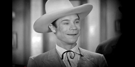 Joe E. Brown as Calvin Jones, about to be taken advantage of by a pair of slick New York producers in The Tenderfoot (1932)