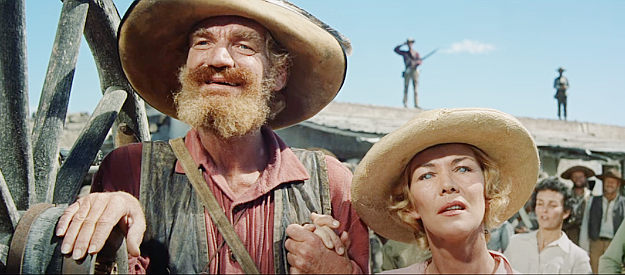 John Dierkes as Jocko Robertson and Veda Ann Borg as his blind wife Nell as the Tennesseans arrive in The Alamo (1960)