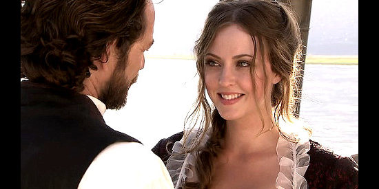 Katherine Isabelle as Lucy with Luke Perry as John Goodnight in Goodnight for Justice -- Queen of Hearts (2013)