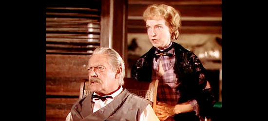 Lionel Barrymore as Sen. Jackson McCanles gives Pearl a less than warm welcome while wife Laura Belle (Lillian Gish) looks on in Duel in the Sun (1946)