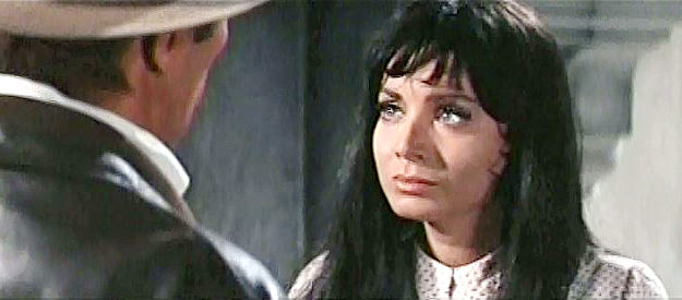 Maria Grazia Buccella as Fina, the young woman Lee Arnold falls for in Villa Rides (1968)