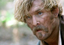Julian Adams as Robert Adams, coming face to face with Yankee guns in The Last Confederate (2005)
