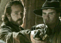Luke Perry as John Goodnight with Cameron Bright as Will in Goodnight for Justice, Measure of a Man (2012)