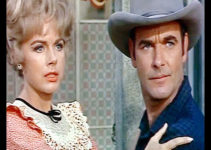 Terry Moore as Anna and James Best as her husband, Sheriff Ralph Elkins, in Black Spurs (1965)