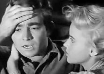 Ray Stricklyn as Jesse James with Jacklyn O'Donnell as Zee Mimms in Young Jesse James (1960)