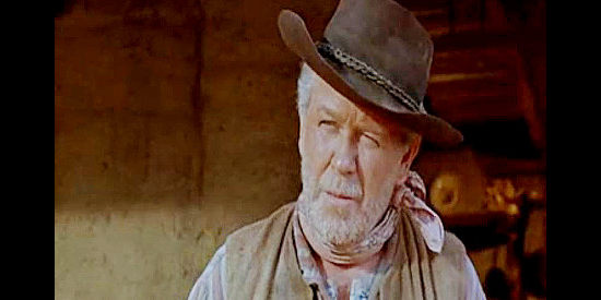 Regis Toomey as MIlton Wing, foreman on the Breckenridge ranch in The Last Sunset (1961)