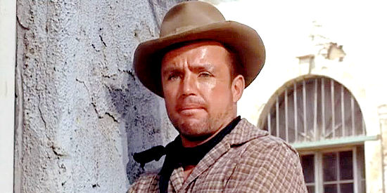 Richard Jaeckel as Pete Mancini, trying to reclaim $100,000 in stolen money for Zack Thomas in Four for Texas (1963)