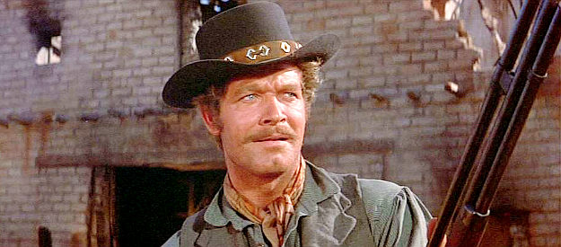 Stephen Boyd as Bosky Fulton, guide for the European hunting party in Shalako (1968)