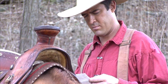 Trent Willmon as Jake Landers, finding a note indicating Kayla is in trouble in Palo Pinto Gold (2009)