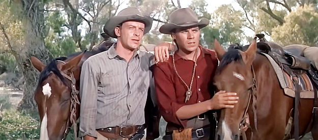Skip Homeier as Frank and Richard Rust as Dobie, the young guns under Ben Lane's influence in Comanche Station (1960)