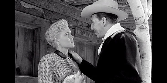 Barbara Parry as Mrs. Maywood, worried about her husband's (Jerry Frank) new assignment in Fort Bowie (1958)