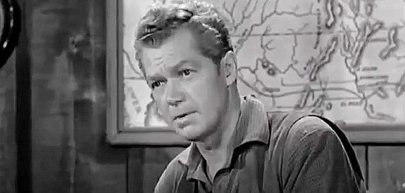 Bill Williams as Deputy Bill Gentry, defending the actions of friend Frank Smeed in The Broken Star (1956)