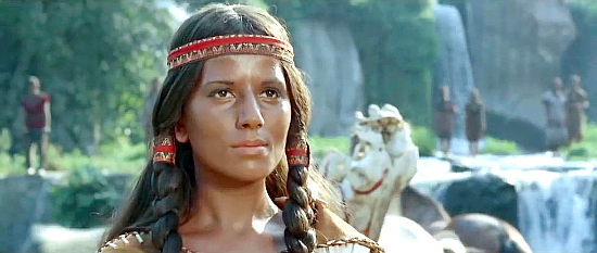 Catherine Ribeiro as Silver Moonray, daughter of White Fox and a friend of Bill's in Buffalo Bill, Hero of the Far West (1965)