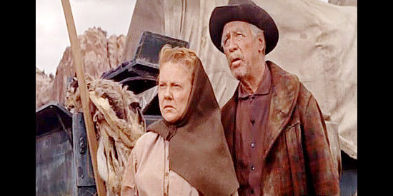 Clarie Carleton as Adele and Ivring Bacon as her husband Charlie, traders the cavalry patrol encounters in Fort Massacre (1958)