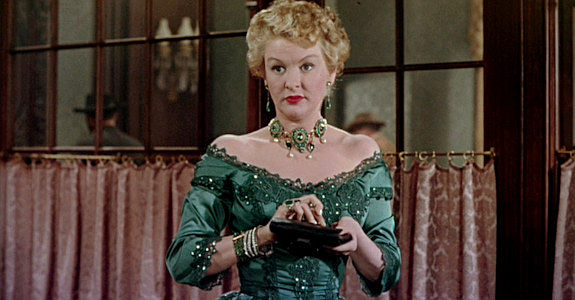 Elaine Stritch as Ruby LaSalle, warning Lorna against her plans for Colt Saunders in Three Violent People (1957)
