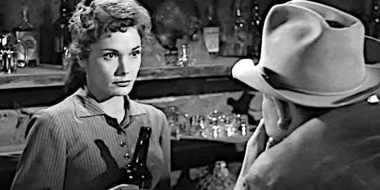 Felicia Farr as Emmy, meeting Ben Wade when his gang stops by Bisbee for a drink in 310 to Yuma (1957)