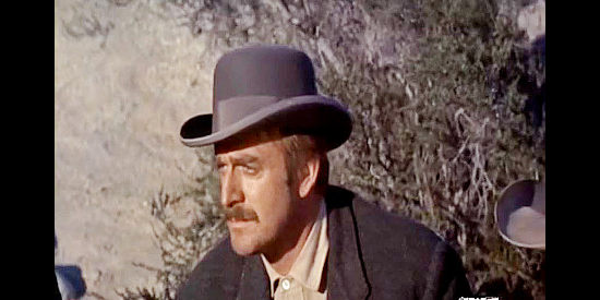 John Dehner as Weddle, the Indian agent determined to move all the Apache warriors to Florida in Apache (1954)