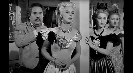 John Pablo (Nacho Galindo), Glenda (Ann Savage), Rose (Marilyn Lindsey) and Jenny (Virginia Christine) watching a showdown play out in The Woman They Almost Lynched (1953)