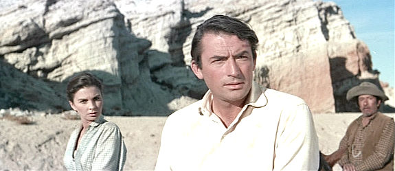 Julie Maragon (Jean Simmons), James McKay (Gregory Peck) and Ramon (Alfonso Bedoya) attempt to make it back out Blanco Canyon without bloodshed in The Big Country (1958)